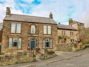 15 Sycamore Road
